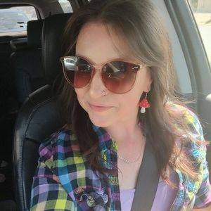 Meet your Posher, Brandy